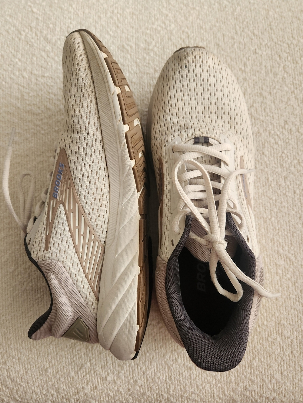 BROOKS ANTHEM 6 RUNNING SHOE - Picture 5 of 13